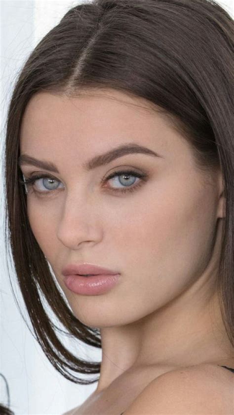 May 27, 2021 · Tushy – Lana Rhoades – Lana Part 1. Lana has moved from Chicago to LA with one thing in mind, to ace her last year at university. With an unpaid internship and her finals getting close, she has no time to herself and she has no extra cash. When she rents out her spare room, she finds her roommate always coming home with beautiful things ... 